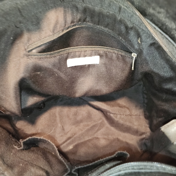 Kenneth Cole Reaction Black and White Women's Tote Bag - Picture 11 of 13